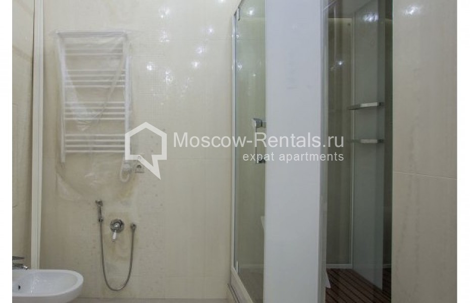 Photo #15 3-room (2 BR) apartment for <a href="http://moscow-rentals.ru/en/articles/long-term-rent" target="_blank">a long-term</a> rent
 in Russia, Moscow, Shmitovskyi pr, 16С1