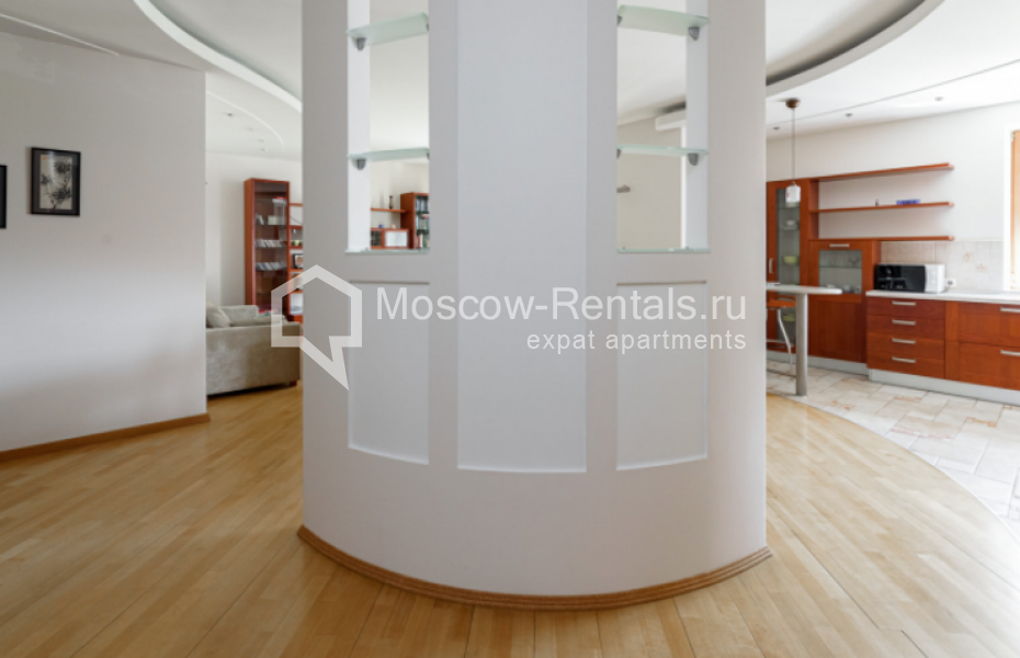 Photo #4 3-room (2 BR) apartment for <a href="http://moscow-rentals.ru/en/articles/long-term-rent" target="_blank">a long-term</a> rent
 in Russia, Moscow, Krasnaya Presnya str, 7