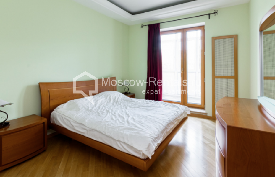 Photo #10 3-room (2 BR) apartment for <a href="http://moscow-rentals.ru/en/articles/long-term-rent" target="_blank">a long-term</a> rent
 in Russia, Moscow, Krasnaya Presnya str, 7