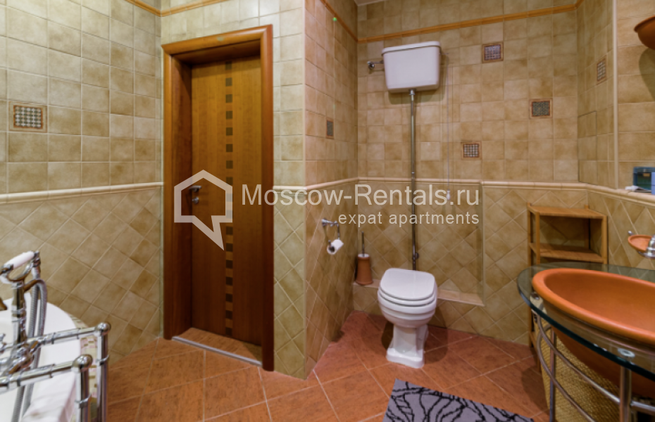 Photo #13 3-room (2 BR) apartment for <a href="http://moscow-rentals.ru/en/articles/long-term-rent" target="_blank">a long-term</a> rent
 in Russia, Moscow, Krasnaya Presnya str, 7