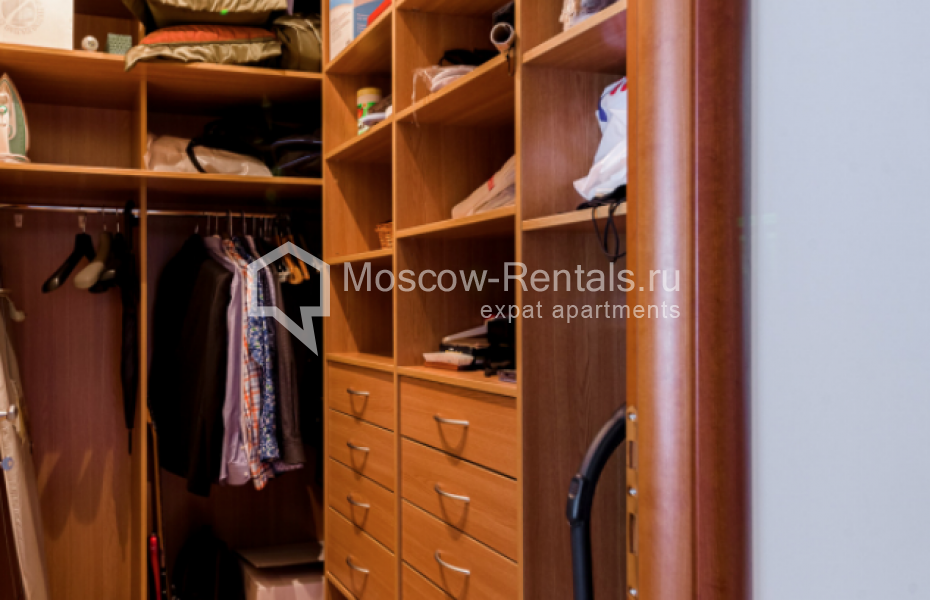 Photo #15 3-room (2 BR) apartment for <a href="http://moscow-rentals.ru/en/articles/long-term-rent" target="_blank">a long-term</a> rent
 in Russia, Moscow, Krasnaya Presnya str, 7