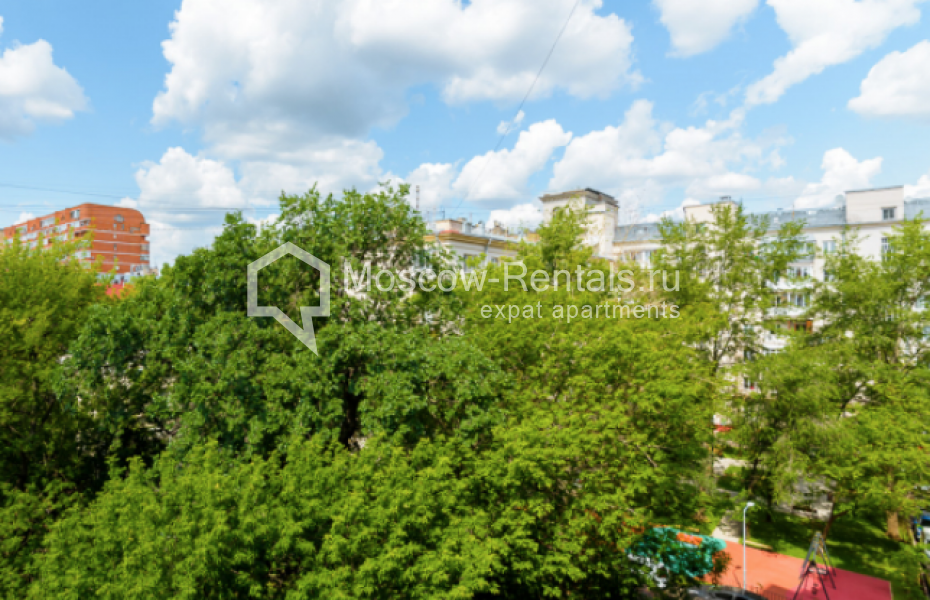 Photo #17 3-room (2 BR) apartment for <a href="http://moscow-rentals.ru/en/articles/long-term-rent" target="_blank">a long-term</a> rent
 in Russia, Moscow, Krasnaya Presnya str, 7