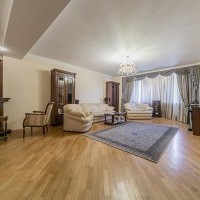 Photo #2 4-room (3 BR) apartment for <a href="http://moscow-rentals.ru/en/articles/long-term-rent" target="_blank">a long-term</a> rent
 in Russia, Moscow, Zoologicheskaya str., 28С2