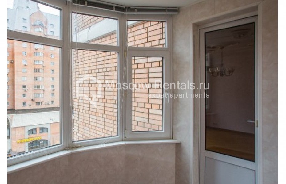 Photo #12 4-room (3 BR) apartment for <a href="http://moscow-rentals.ru/en/articles/long-term-rent" target="_blank">a long-term</a> rent
 in Russia, Moscow, Zoologicheskaya str., 22