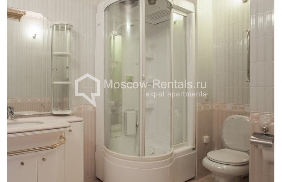 Photo #17 4-room (3 BR) apartment for <a href="http://moscow-rentals.ru/en/articles/long-term-rent" target="_blank">a long-term</a> rent
 in Russia, Moscow, Zoologicheskaya str., 22
