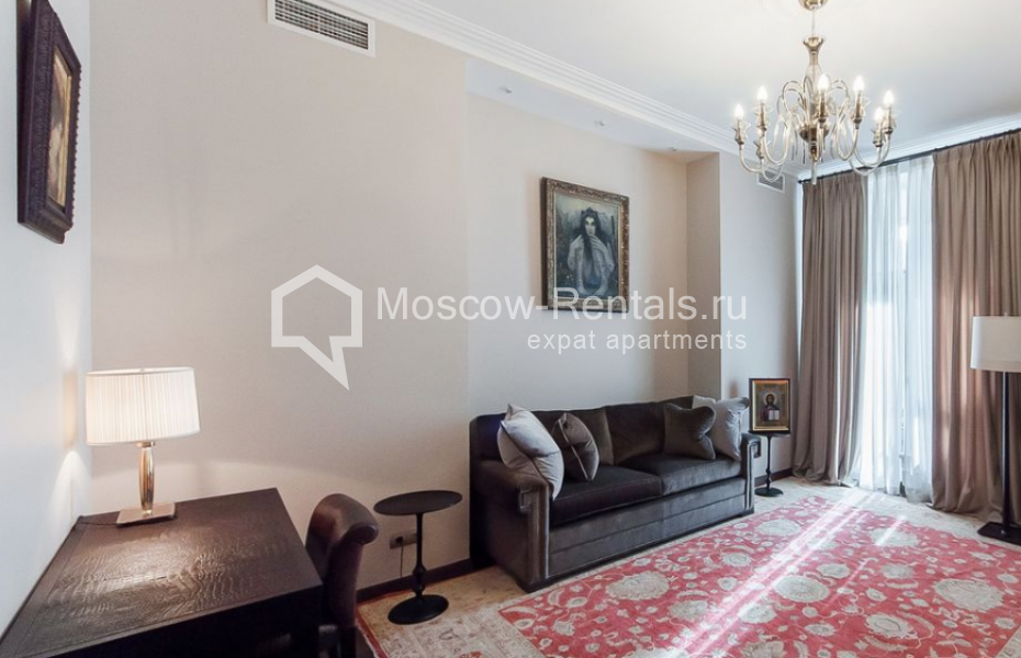 Photo #23 3-room (2 BR) apartment for <a href="http://moscow-rentals.ru/en/articles/long-term-rent" target="_blank">a long-term</a> rent
 in Russia, Moscow, Usacheva str., 2С3