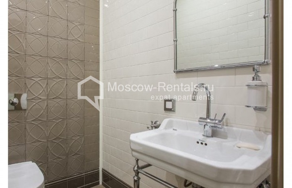 Photo #16 4-room (3 BR) apartment for <a href="http://moscow-rentals.ru/en/articles/long-term-rent" target="_blank">a long-term</a> rent
 in Russia, Moscow, Trubetskaya str., 10