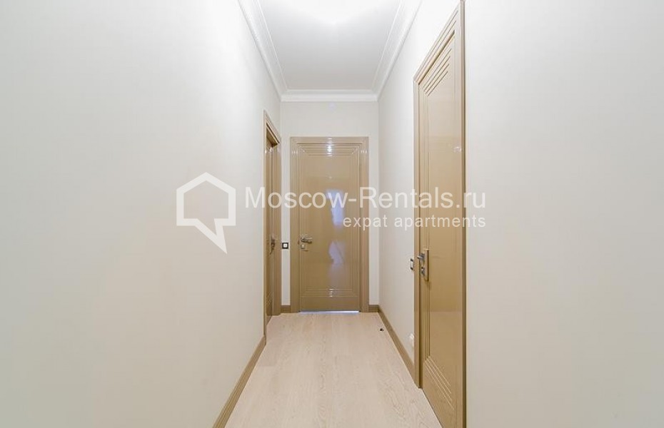 Photo #18 4-room (3 BR) apartment for <a href="http://moscow-rentals.ru/en/articles/long-term-rent" target="_blank">a long-term</a> rent
 in Russia, Moscow, Trubetskaya str., 10