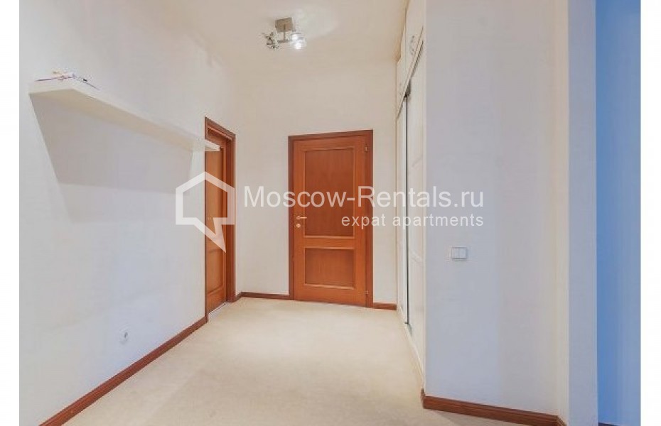 Photo #8 4-room (3 BR) apartment for <a href="http://moscow-rentals.ru/en/articles/long-term-rent" target="_blank">a long-term</a> rent
 in Russia, Moscow, Tsvetnoi blv, 16/1