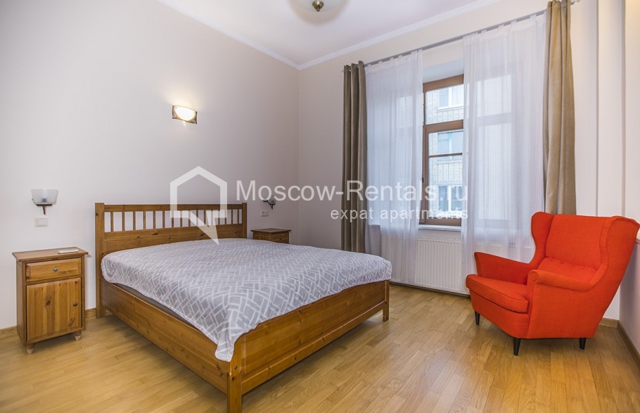 Photo #12 4-room (3 BR) apartment for <a href="http://moscow-rentals.ru/en/articles/long-term-rent" target="_blank">a long-term</a> rent
 in Russia, Moscow, Podsosenskyi lane, 5А