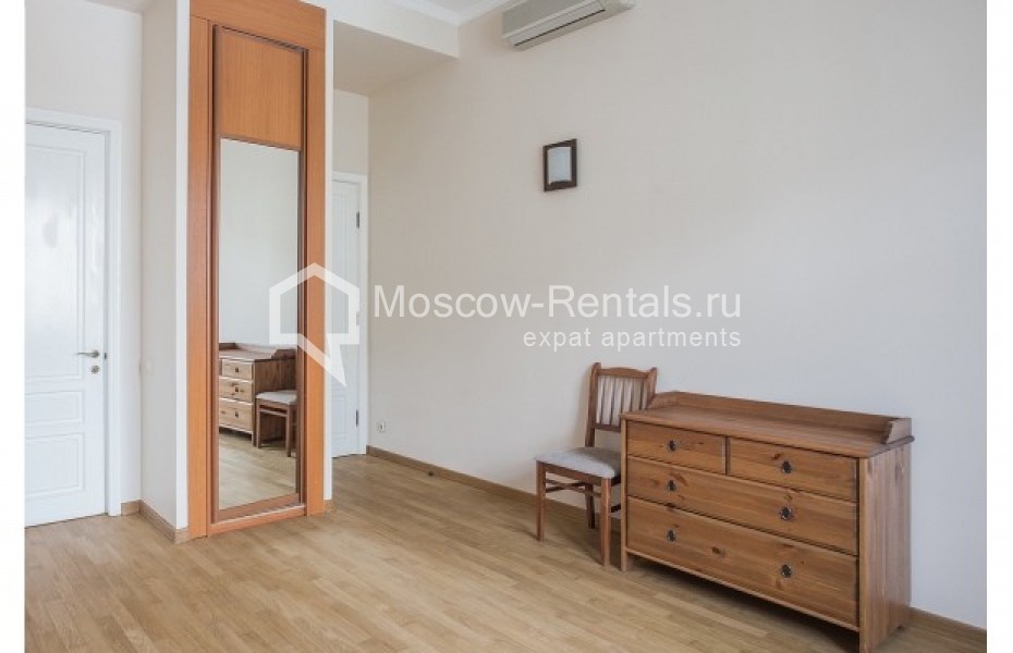 Photo #17 4-room (3 BR) apartment for <a href="http://moscow-rentals.ru/en/articles/long-term-rent" target="_blank">a long-term</a> rent
 in Russia, Moscow, Podsosenskyi lane, 5А