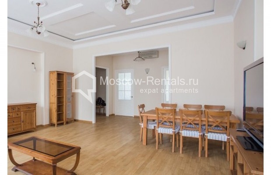 Photo #3 4-room (3 BR) apartment for <a href="http://moscow-rentals.ru/en/articles/long-term-rent" target="_blank">a long-term</a> rent
 in Russia, Moscow, Podsosenskyi lane, 5А
