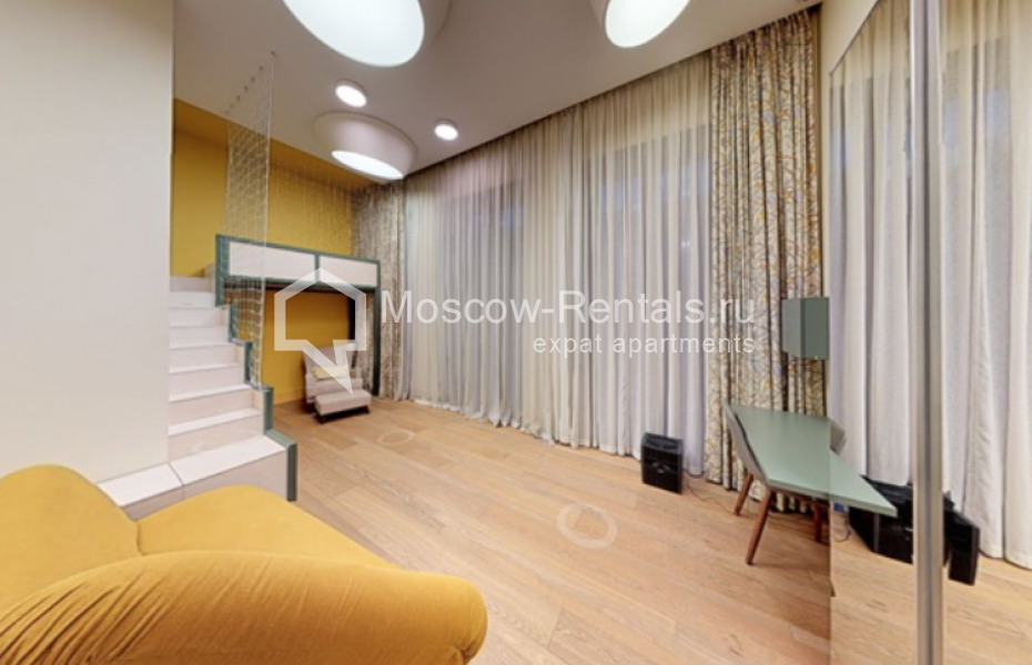 Photo #19 5-room (4 BR) apartment for <a href="http://moscow-rentals.ru/en/articles/long-term-rent" target="_blank">a long-term</a> rent
 in Russia, Moscow, Efremova str, 10с1к4/3