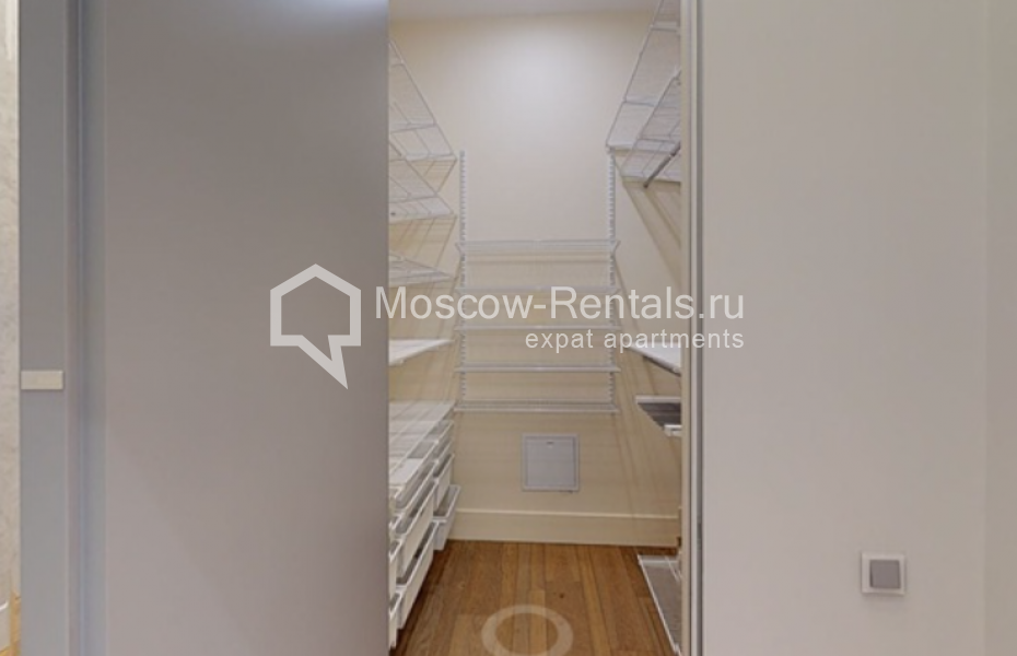Photo #29 5-room (4 BR) apartment for <a href="http://moscow-rentals.ru/en/articles/long-term-rent" target="_blank">a long-term</a> rent
 in Russia, Moscow, Efremova str, 10с1к4/3