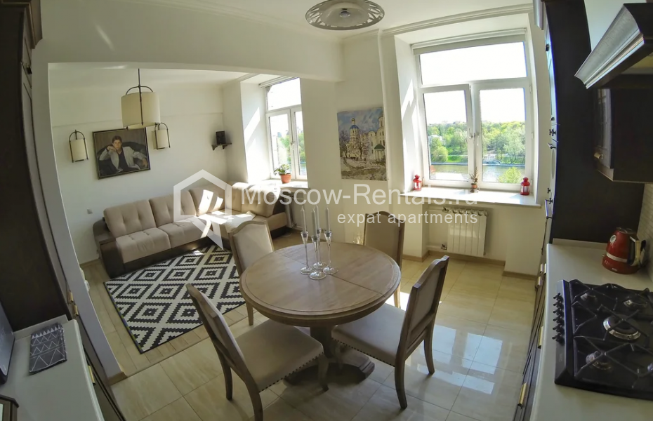 Photo #1 3-room (2 BR) apartment for <a href="http://moscow-rentals.ru/en/articles/long-term-rent" target="_blank">a long-term</a> rent
 in Russia, Moscow, 3rd Frunzenskaya str., 4