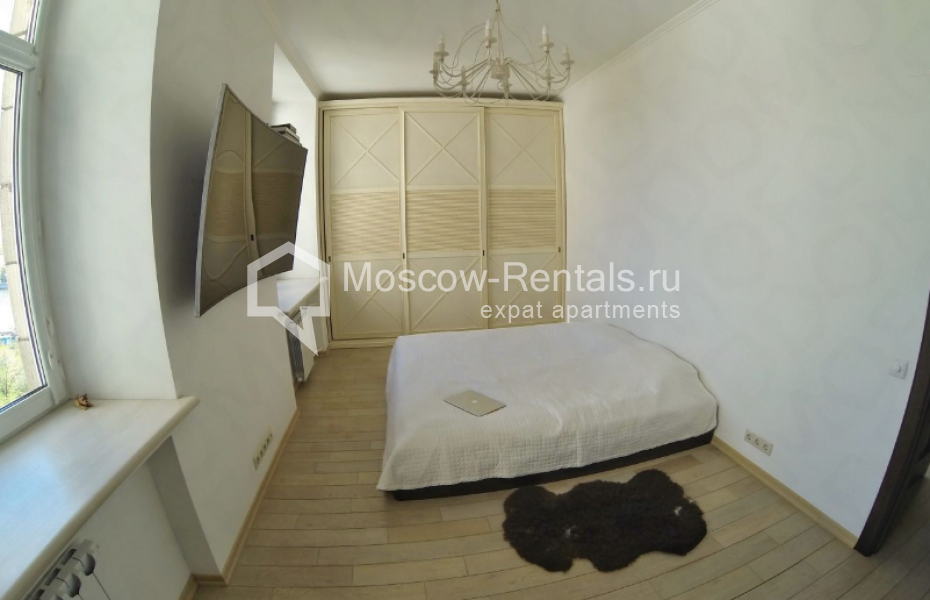 Photo #6 3-room (2 BR) apartment for <a href="http://moscow-rentals.ru/en/articles/long-term-rent" target="_blank">a long-term</a> rent
 in Russia, Moscow, 3rd Frunzenskaya str., 4