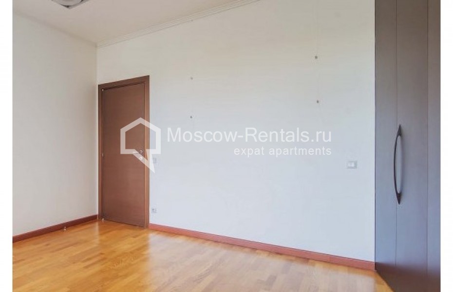 Photo #9 3-room (2 BR) apartment for <a href="http://moscow-rentals.ru/en/articles/long-term-rent" target="_blank">a long-term</a> rent
 in Russia, Moscow, Obolenskyi lane, 9К2