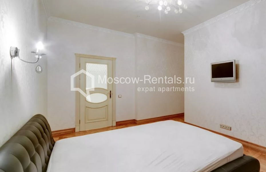 Photo #17 4-room (3 BR) apartment for <a href="http://moscow-rentals.ru/en/articles/long-term-rent" target="_blank">a long-term</a> rent
 in Russia, Moscow, Komsolmolskyi prosp., 32К2