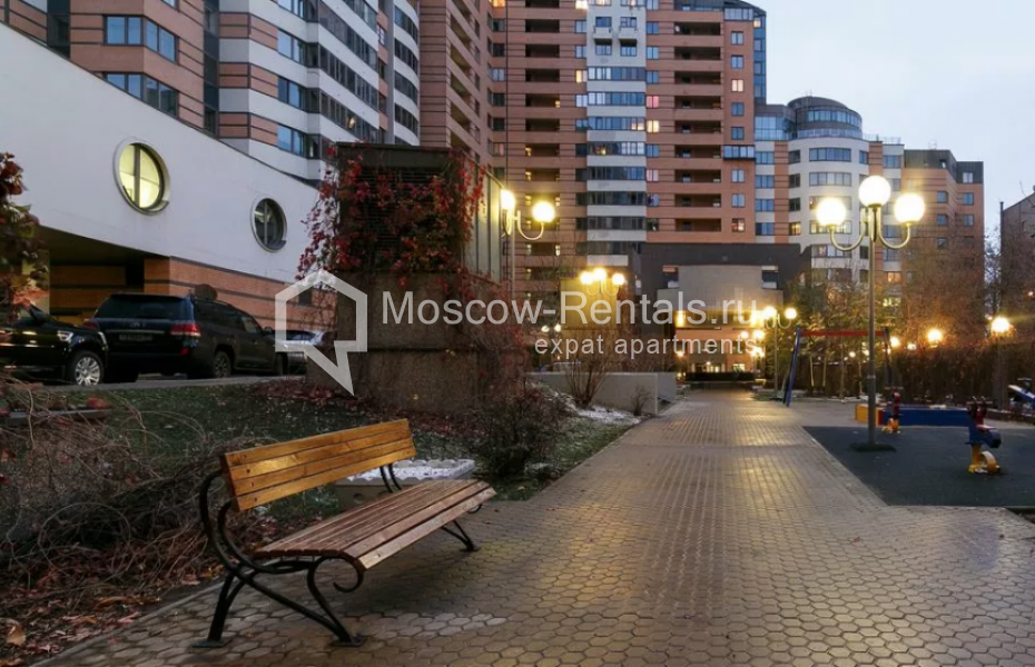 Photo #24 4-room (3 BR) apartment for <a href="http://moscow-rentals.ru/en/articles/long-term-rent" target="_blank">a long-term</a> rent
 in Russia, Moscow, Komsolmolskyi prosp., 32К2