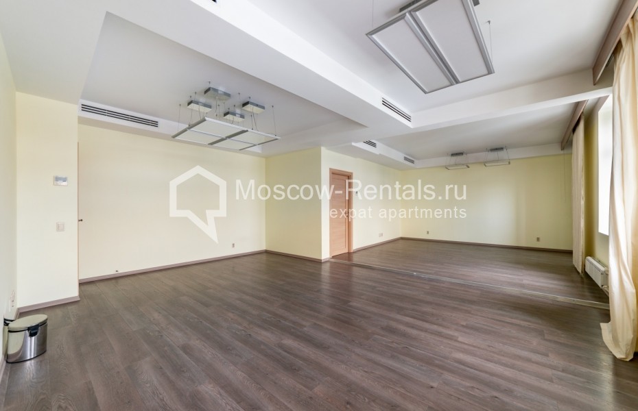 Photo #7 4-room (3 BR) apartment for <a href="http://moscow-rentals.ru/en/articles/long-term-rent" target="_blank">a long-term</a> rent
 in Russia, Moscow, Milutinskyi lane, 3