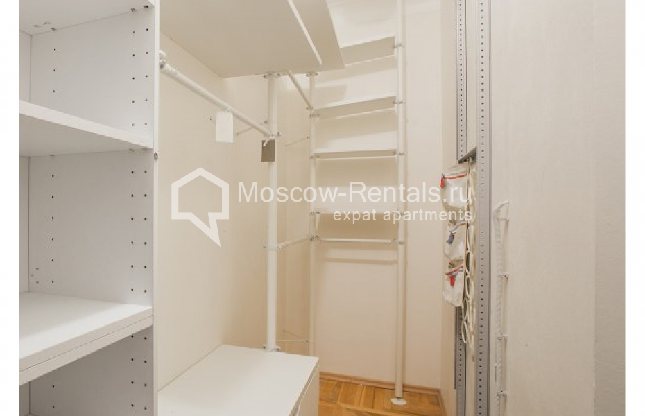 Photo #13 4-room (3 BR) apartment for <a href="http://moscow-rentals.ru/en/articles/long-term-rent" target="_blank">a long-term</a> rent
 in Russia, Moscow, Chaplygina str, 1АС1