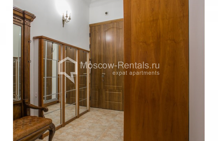 Photo #14 4-room (3 BR) apartment for <a href="http://moscow-rentals.ru/en/articles/long-term-rent" target="_blank">a long-term</a> rent
 in Russia, Moscow, Chaplygina str, 1АС1