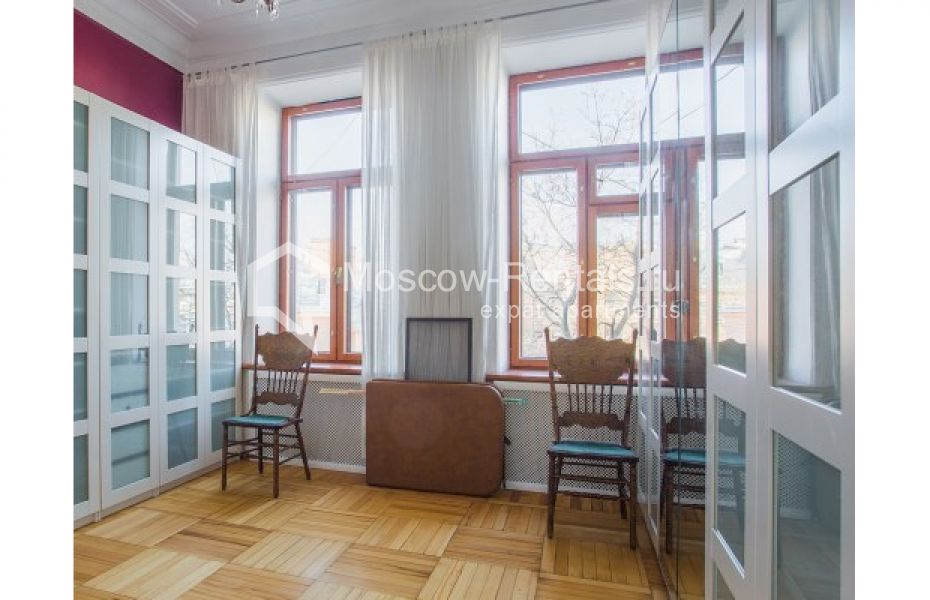 Photo #8 4-room (3 BR) apartment for <a href="http://moscow-rentals.ru/en/articles/long-term-rent" target="_blank">a long-term</a> rent
 in Russia, Moscow, Chaplygina str, 1АС1