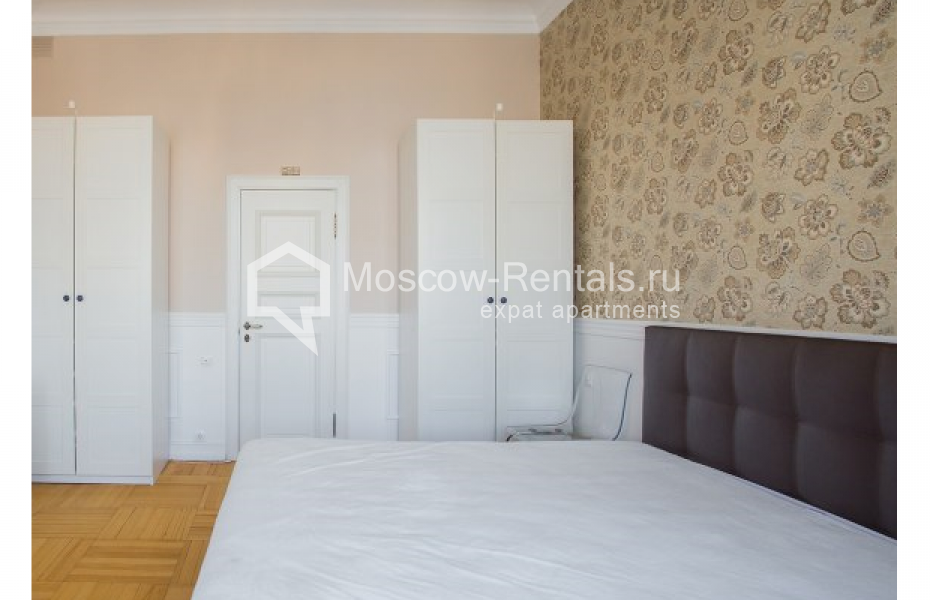 Photo #11 4-room (3 BR) apartment for <a href="http://moscow-rentals.ru/en/articles/long-term-rent" target="_blank">a long-term</a> rent
 in Russia, Moscow, Chaplygina str, 1АС1