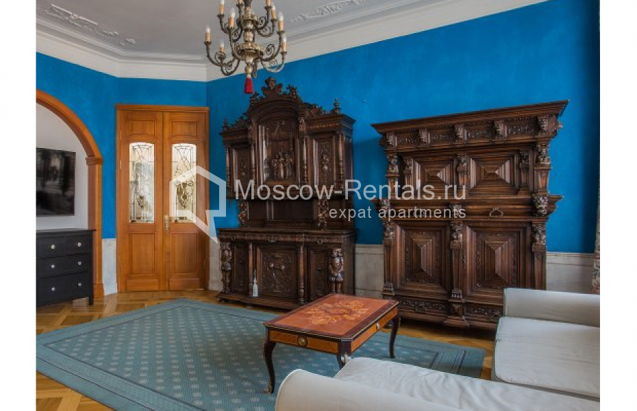 Photo #3 4-room (3 BR) apartment for <a href="http://moscow-rentals.ru/en/articles/long-term-rent" target="_blank">a long-term</a> rent
 in Russia, Moscow, Chaplygina str, 1АС1