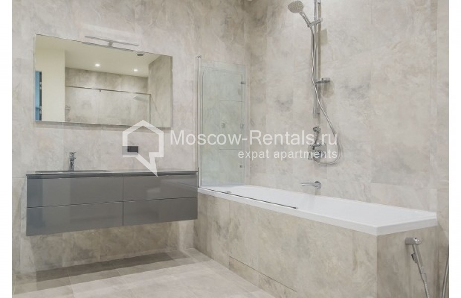 Photo #15 4-room (3 BR) apartment for <a href="http://moscow-rentals.ru/en/articles/long-term-rent" target="_blank">a long-term</a> rent
 in Russia, Moscow, Teterinskyi lane, 18с2