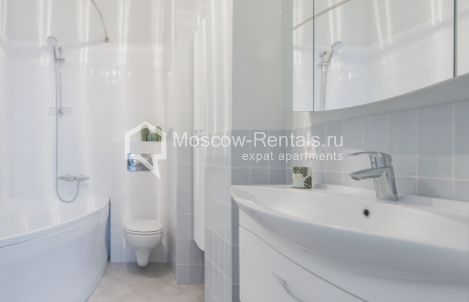 Photo #11 4-room (3 BR) apartment for <a href="http://moscow-rentals.ru/en/articles/long-term-rent" target="_blank">a long-term</a> rent
 in Russia, Moscow, Sergeya Makeeva str, 9к2