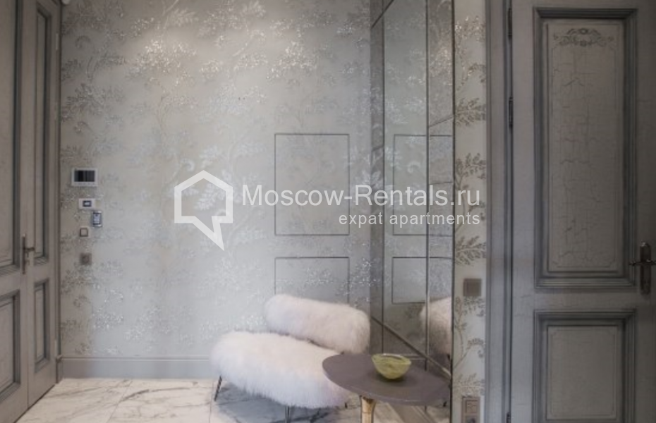 Photo #10 4-room (3 BR) apartment for <a href="http://moscow-rentals.ru/en/articles/long-term-rent" target="_blank">a long-term</a> rent
 in Russia, Moscow, Trekhprudnyi lane, 11/13С2