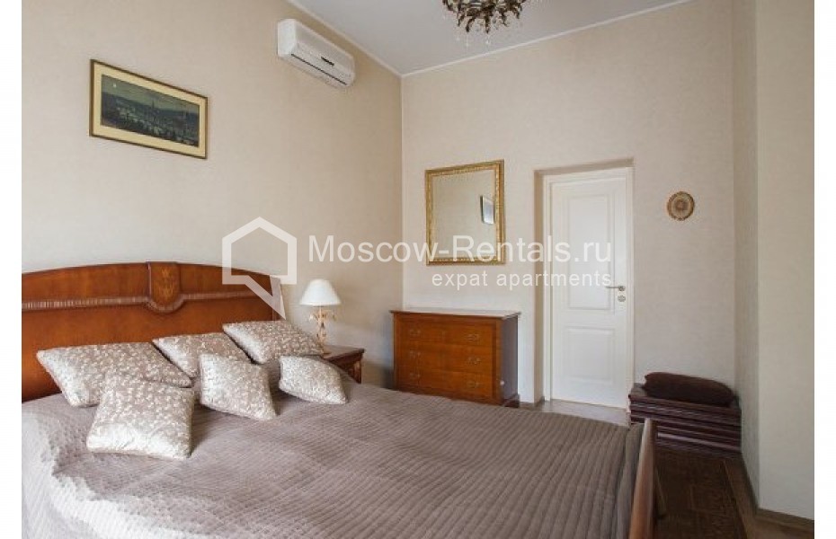 Photo #6 3-room (2 BR) apartment for <a href="http://moscow-rentals.ru/en/articles/long-term-rent" target="_blank">a long-term</a> rent
 in Russia, Moscow, Ostozhenka str, 20