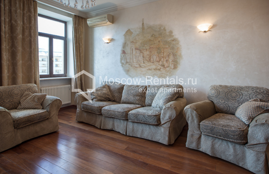 Photo #3 3-room (2 BR) apartment for <a href="http://moscow-rentals.ru/en/articles/long-term-rent" target="_blank">a long-term</a> rent
 in Russia, Moscow, Milutinskyi lane, 3