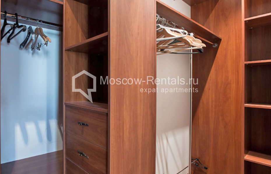 Photo #13 3-room (2 BR) apartment for <a href="http://moscow-rentals.ru/en/articles/long-term-rent" target="_blank">a long-term</a> rent
 in Russia, Moscow, Milutinskyi lane, 3