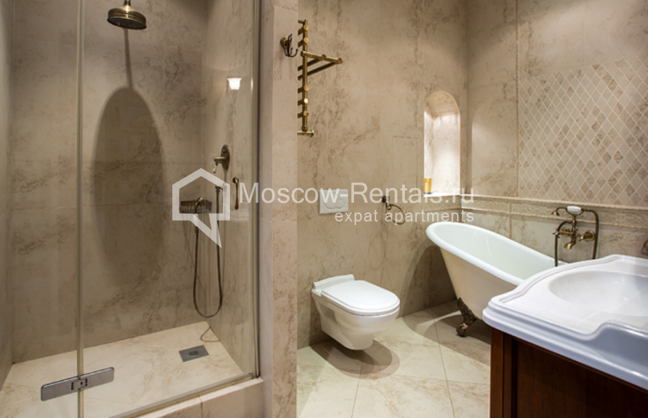 Photo #16 3-room (2 BR) apartment for <a href="http://moscow-rentals.ru/en/articles/long-term-rent" target="_blank">a long-term</a> rent
 in Russia, Moscow, Milutinskyi lane, 3