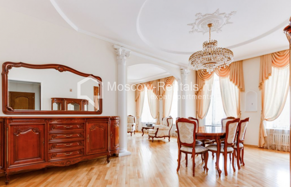 Photo #6 4-room (3 BR) apartment for <a href="http://moscow-rentals.ru/en/articles/long-term-rent" target="_blank">a long-term</a> rent
 in Russia, Moscow, Arbat str, 43
