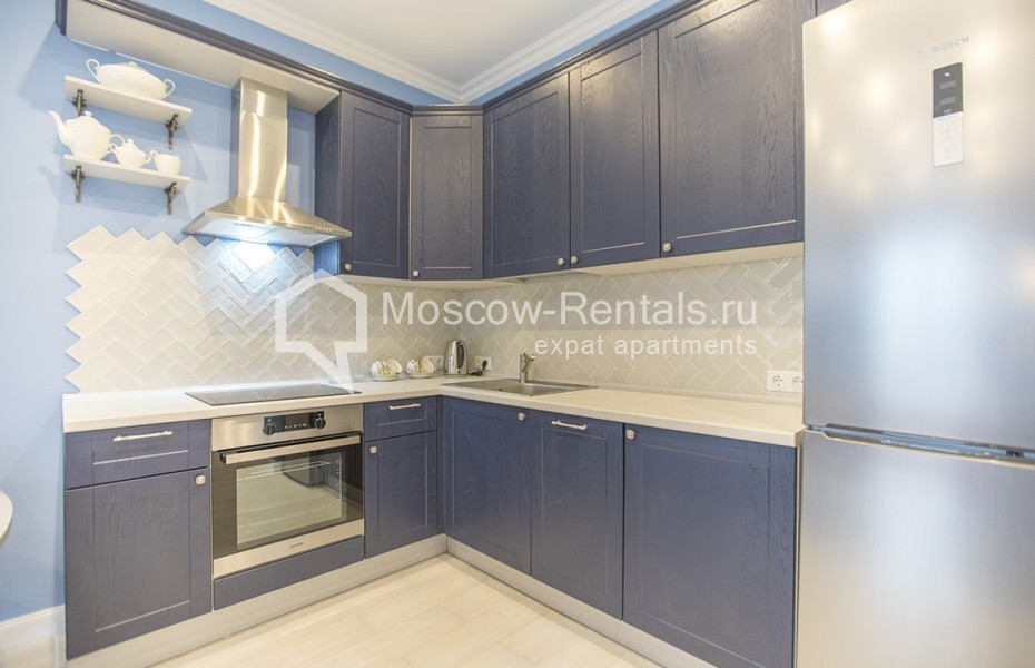 Photo #4 2-room (1 BR) apartment for <a href="http://moscow-rentals.ru/en/articles/long-term-rent" target="_blank">a long-term</a> rent
 in Russia, Moscow, Chernyakhovskogo str, 19