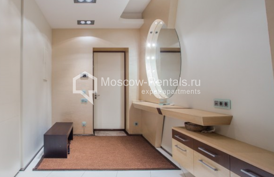 Photo #12 3-room (2 BR) apartment for <a href="http://moscow-rentals.ru/en/articles/long-term-rent" target="_blank">a long-term</a> rent
 in Russia, Moscow, 1st Kolobovskyi lane, 14