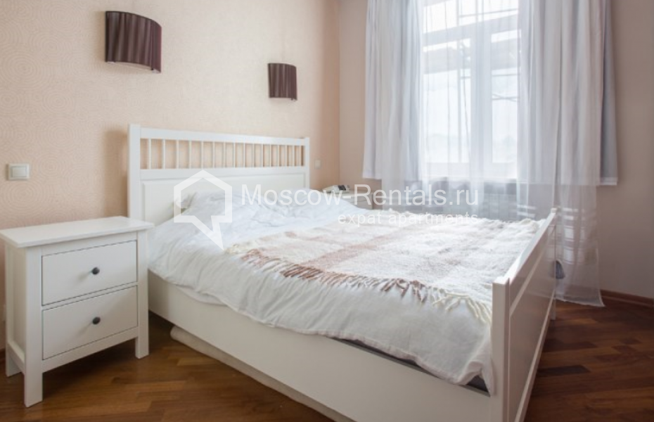 Photo #4 2-room (1 BR) apartment for <a href="http://moscow-rentals.ru/en/articles/long-term-rent" target="_blank">a long-term</a> rent
 in Russia, Moscow, Karetnyi Ryad str, 5/10 С 2