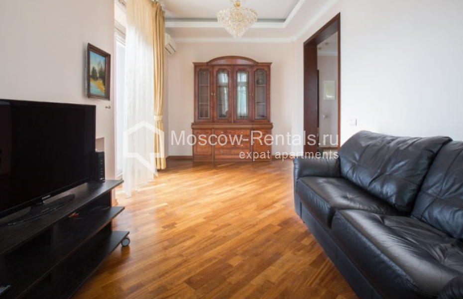 Photo #2 2-room (1 BR) apartment for <a href="http://moscow-rentals.ru/en/articles/long-term-rent" target="_blank">a long-term</a> rent
 in Russia, Moscow, Karetnyi Ryad str, 5/10 С 2