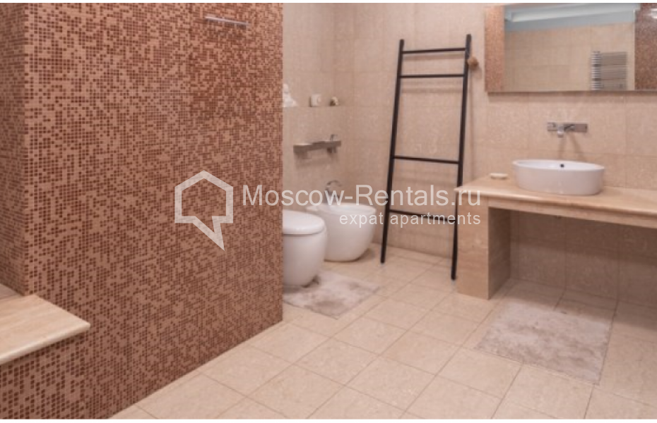 Photo #9 3-room (2 BR) apartment for <a href="http://moscow-rentals.ru/en/articles/long-term-rent" target="_blank">a long-term</a> rent
 in Russia, Moscow, 1st Kolobovskyi lane, 14