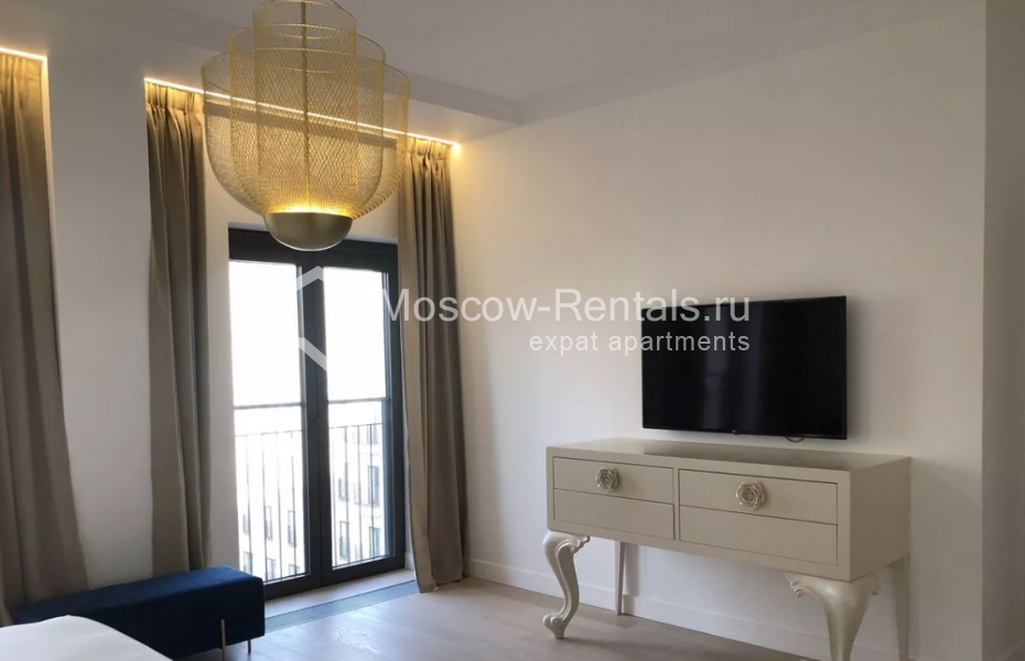 Photo #8 4-room (3 BR) apartment for <a href="http://moscow-rentals.ru/en/articles/long-term-rent" target="_blank">a long-term</a> rent
 in Russia, Moscow, Shluzovaya emb,  2А
