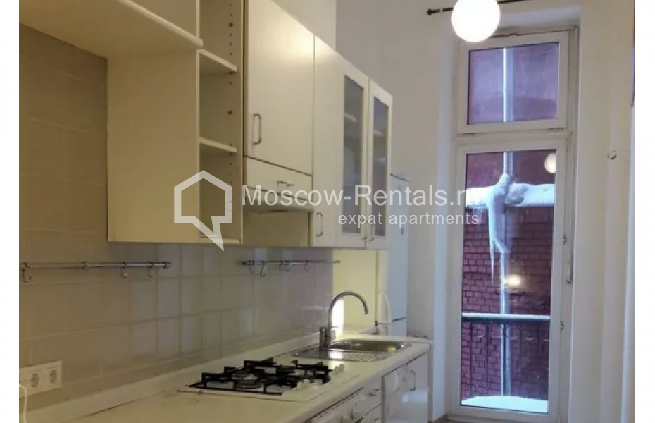 Photo #5 2-room (1 BR) apartment for <a href="http://moscow-rentals.ru/en/articles/long-term-rent" target="_blank">a long-term</a> rent
 in Russia, Moscow, Trekhprudnyi lane, 8