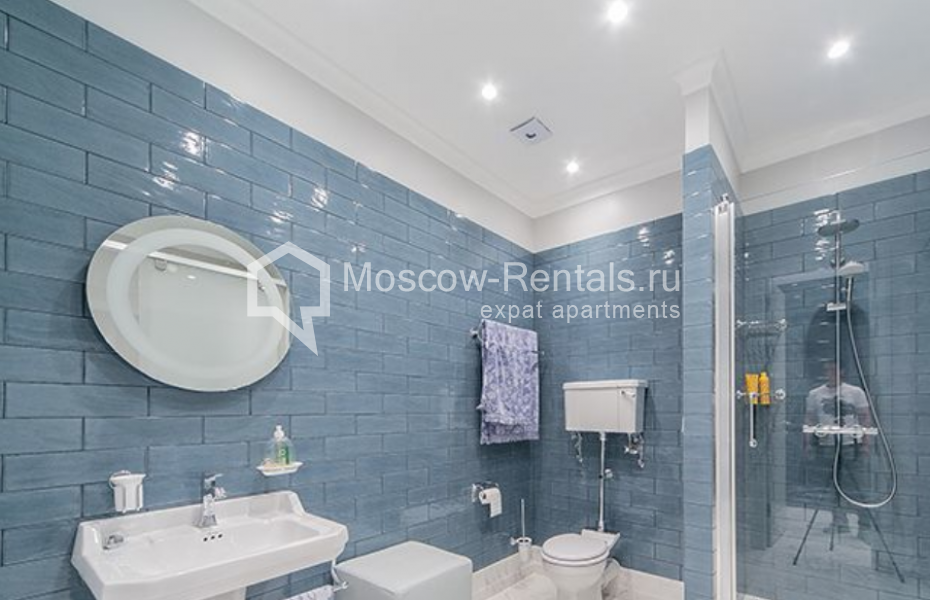 Photo #18 4-room (3 BR) apartment for <a href="http://moscow-rentals.ru/en/articles/long-term-rent" target="_blank">a long-term</a> rent
 in Russia, Moscow, New Arbat str, 27