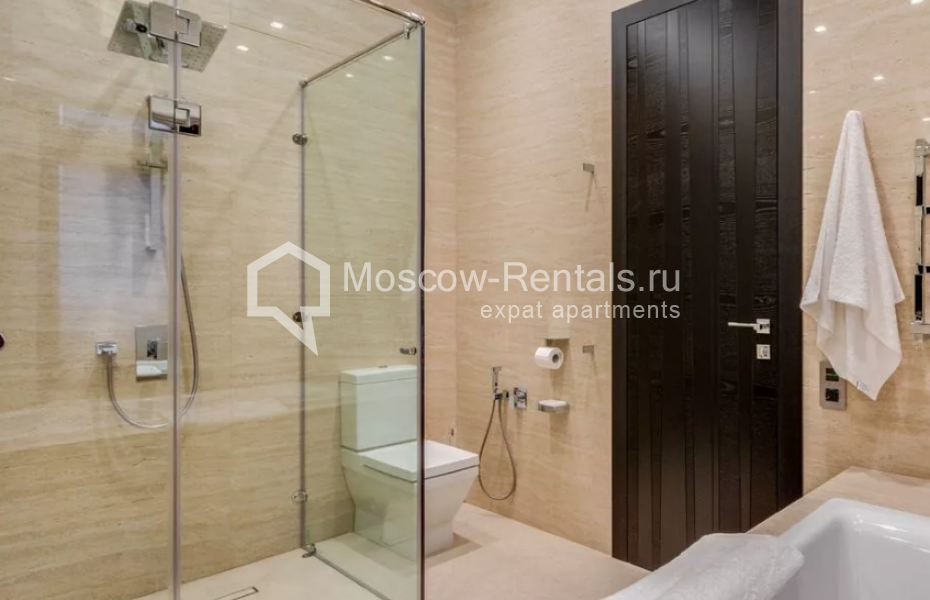 Photo #15 3-room (2 BR) apartment for <a href="http://moscow-rentals.ru/en/articles/long-term-rent" target="_blank">a long-term</a> rent
 in Russia, Moscow, 2nd Frunzenskaya str., 8