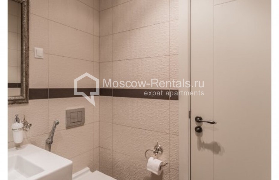 Photo #24 3-room (2 BR) apartment for <a href="http://moscow-rentals.ru/en/articles/long-term-rent" target="_blank">a long-term</a> rent
 in Russia, Moscow, Presnenskaya emb, 8с1