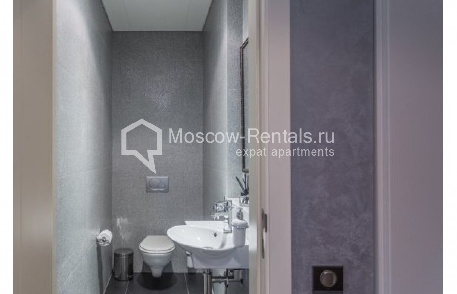 Photo #25 3-room (2 BR) apartment for <a href="http://moscow-rentals.ru/en/articles/long-term-rent" target="_blank">a long-term</a> rent
 in Russia, Moscow, Presnenskaya emb, 8с1