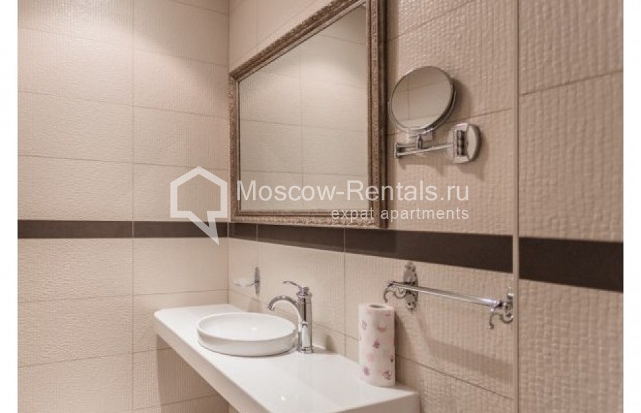 Photo #23 3-room (2 BR) apartment for <a href="http://moscow-rentals.ru/en/articles/long-term-rent" target="_blank">a long-term</a> rent
 in Russia, Moscow, Presnenskaya emb, 8с1