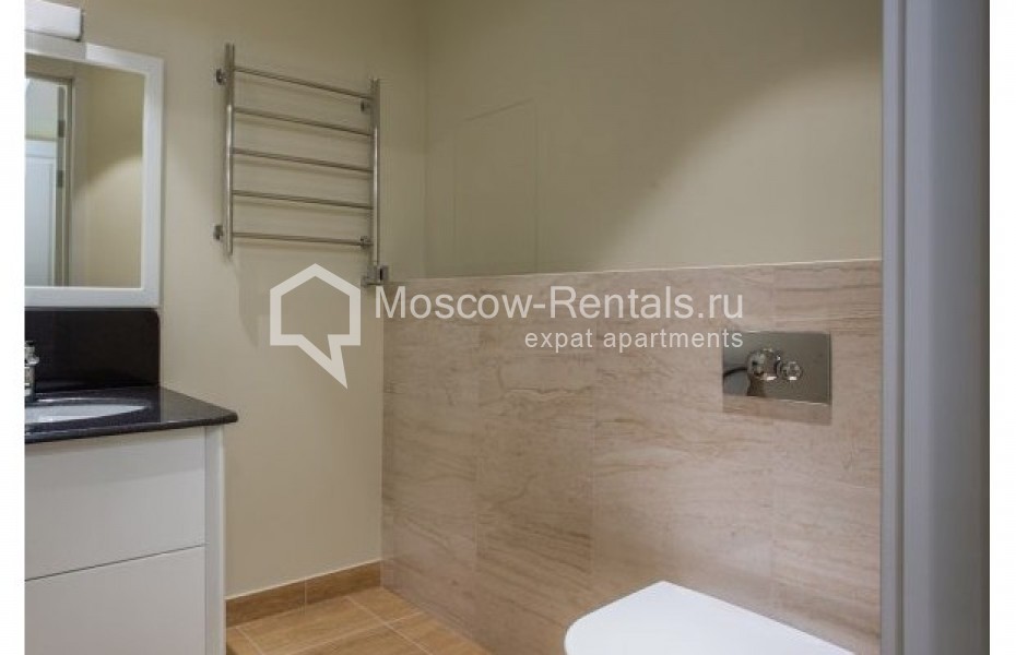 Photo #11 3-room (2 BR) apartment for <a href="http://moscow-rentals.ru/en/articles/long-term-rent" target="_blank">a long-term</a> rent
 in Russia, Moscow, 1st Krasnogvardeiskyi pr, 15